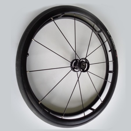 Roue complète légère OMOBIC CYCLONE 12 rayons Design et kit3