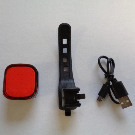 Éclairage LED pour fauteuil roulant rechargeable feu arrière