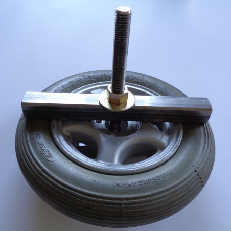 Outil de montage bandages PU pour jantes de fauteuil roulant