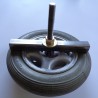Outil de montage bandages PU pour jantes de fauteuil roulant