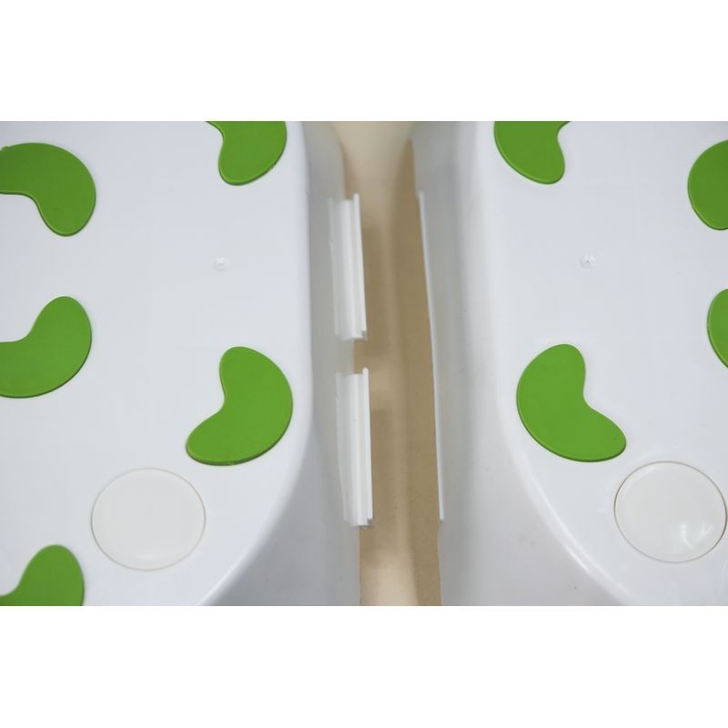 Marche d'accès au bain Moorea