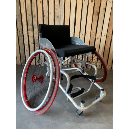 FT18 - Fauteuil roulant Parratennis